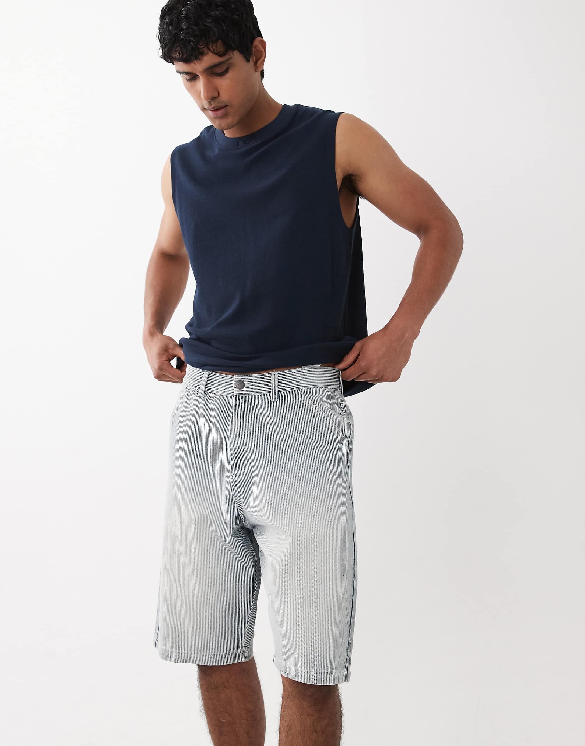 Jack & Jones Alex baggy shorts in hickory stripe
