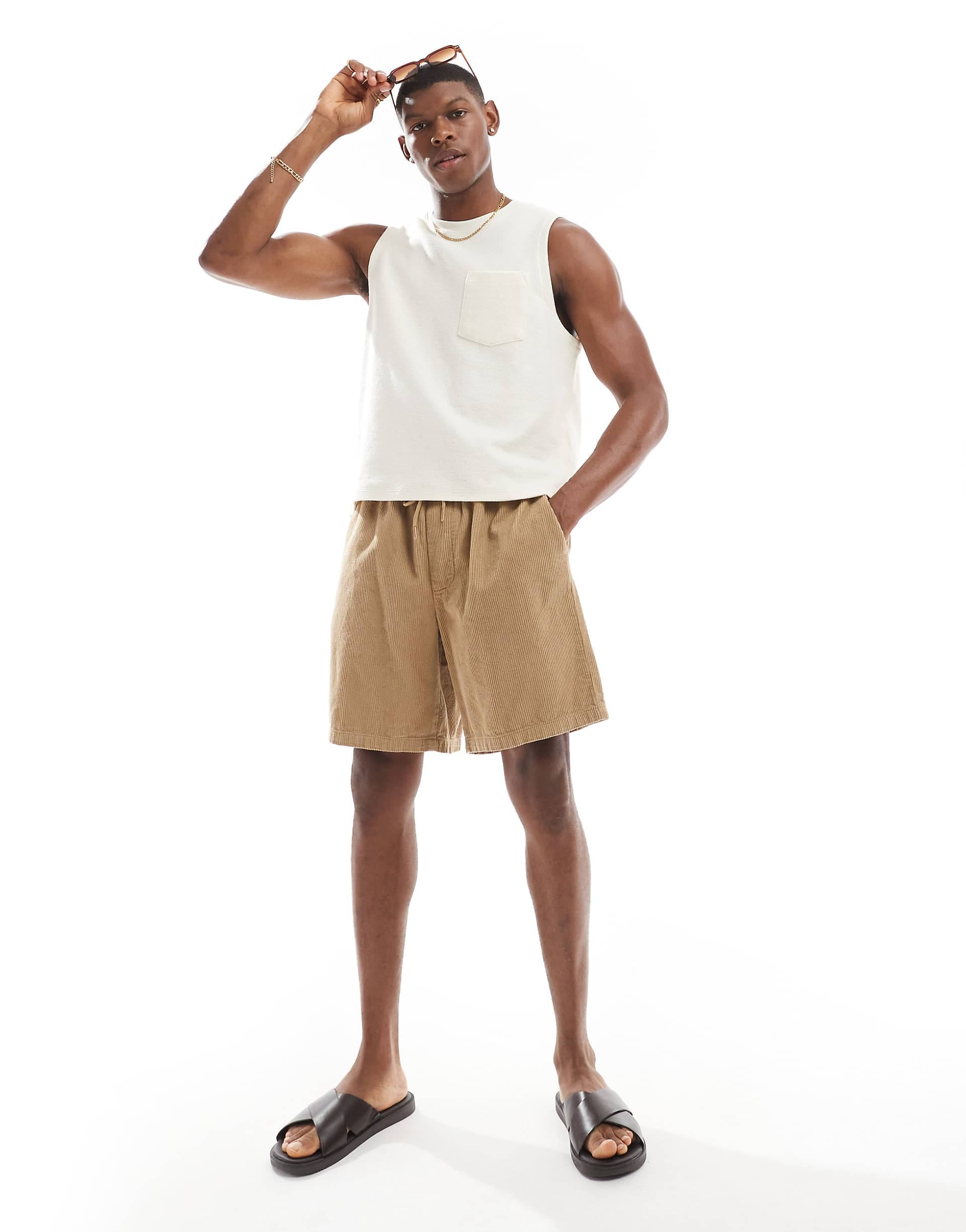 Jack & Jones loose fit cord short in beige