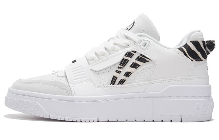 LiNing Rookie Anti-Slip Wear-Resistant Low-Top Vintage Basketball Shoes Women's Ecru