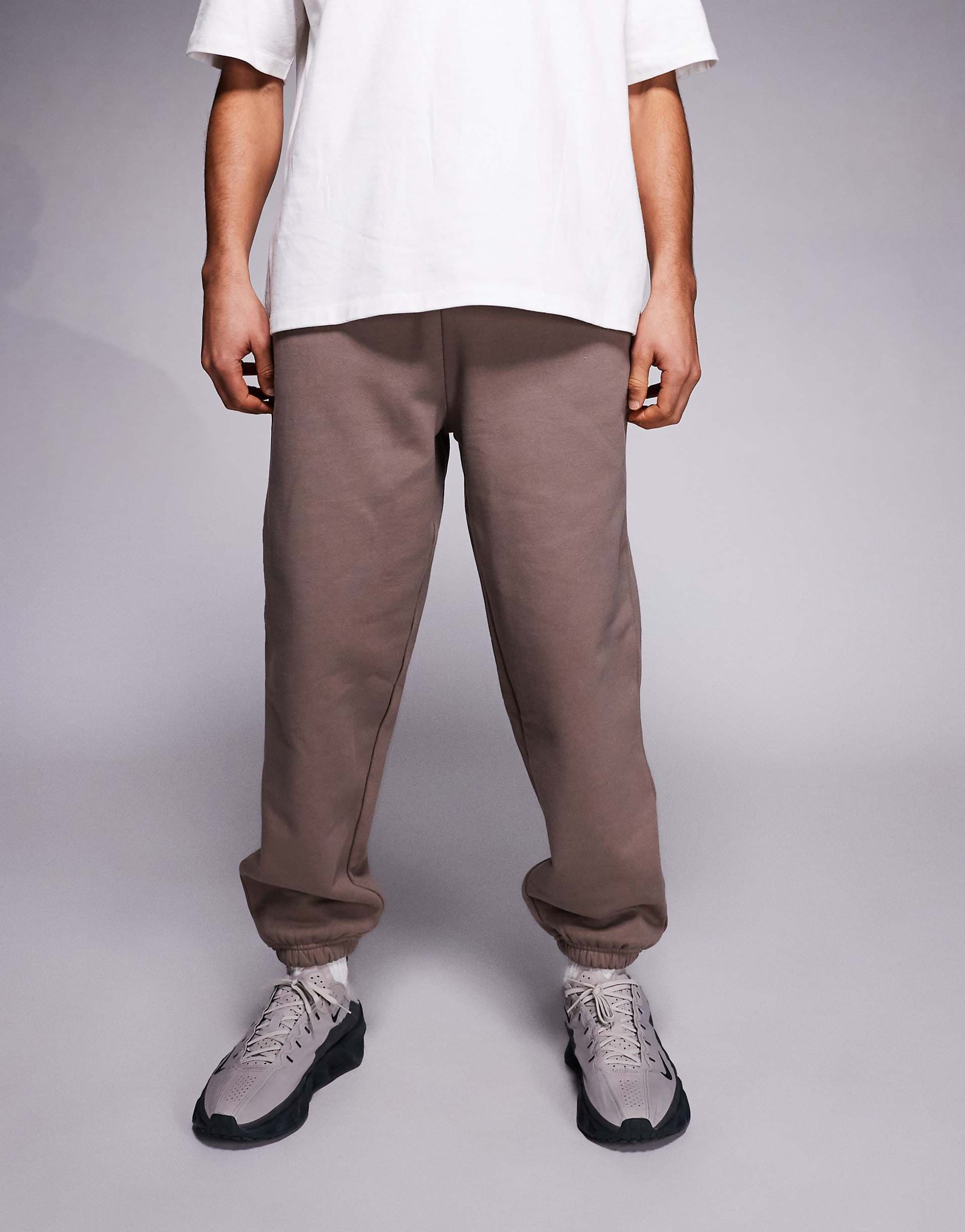 ASOS DESIGN premium heavyweight oversized sweatpants in 400gsm brown