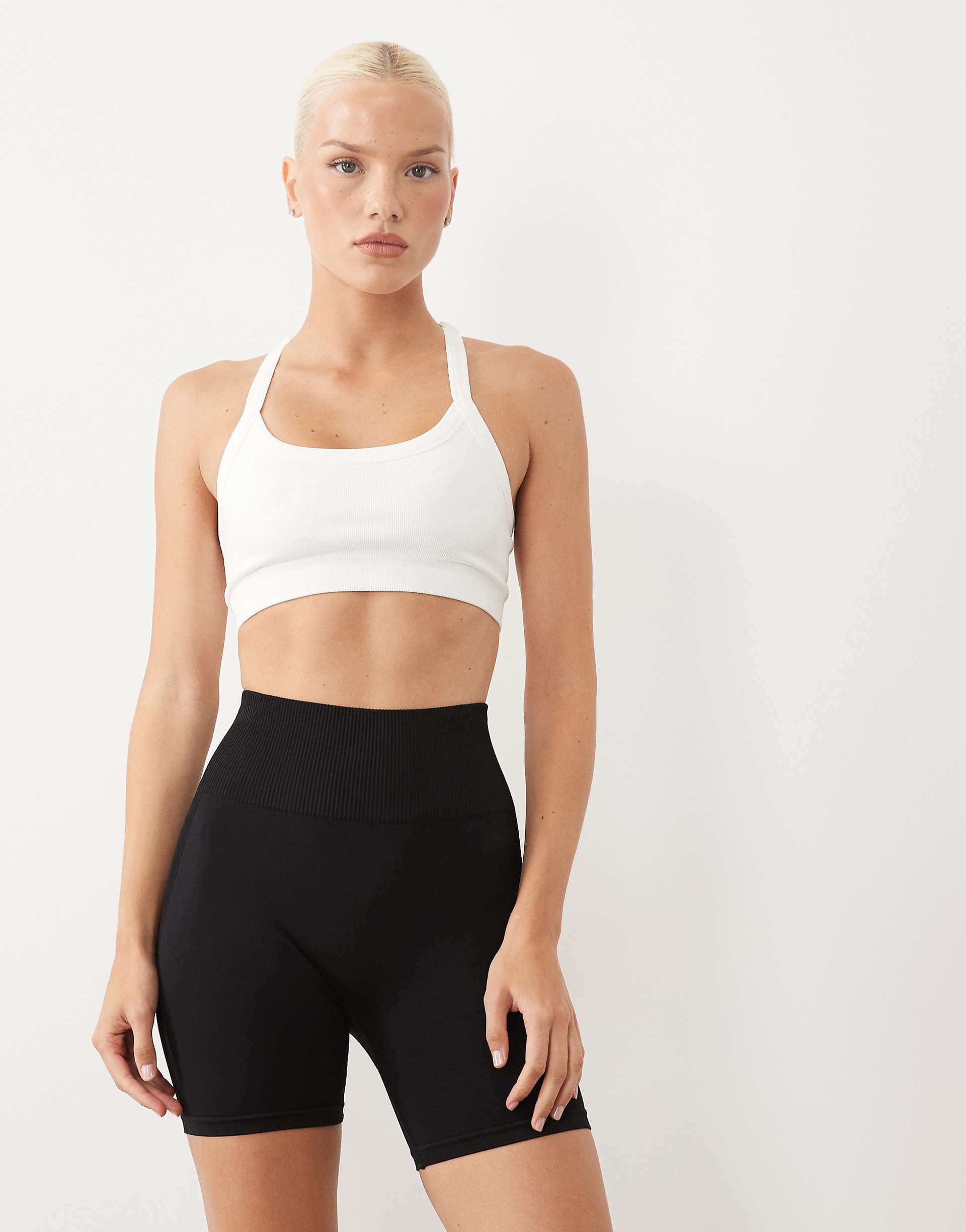 4505 Hourglass sculpting seamless 5 inch high waist booty shorts in black
