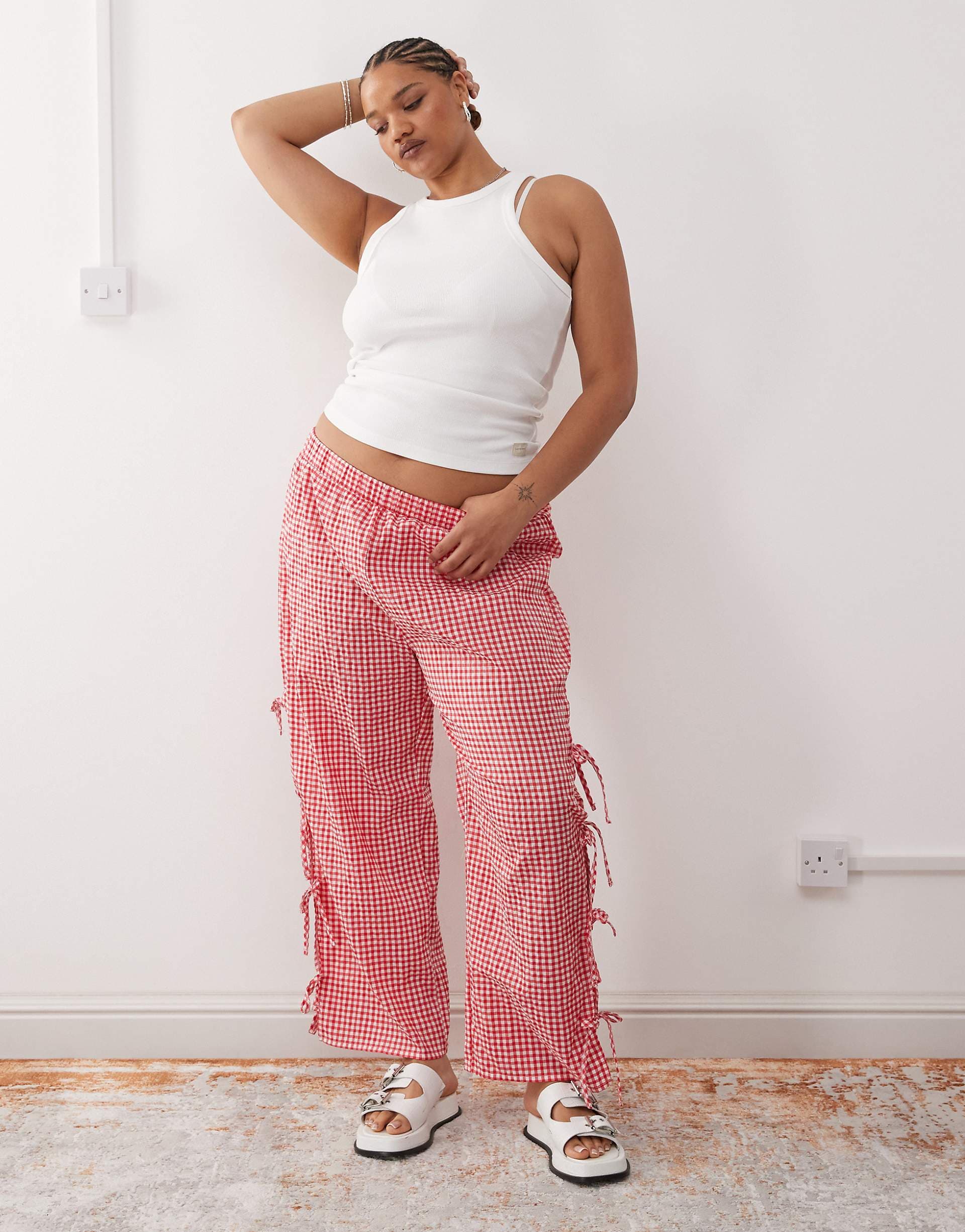 Noisy May Curve wide leg tie detail pants in red gingham