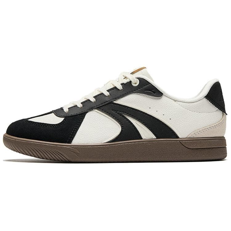 Anta Lightweight Anti-Slip Low-Top Skateboard Shoes Women's White Black