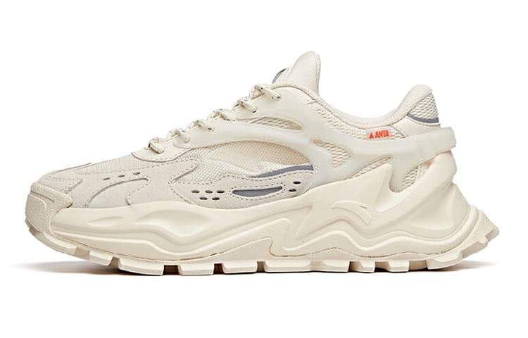 ANTA Hot Chunky Sneakers Women's Low-Top Light Beige White/Fluorescent Hot Orange