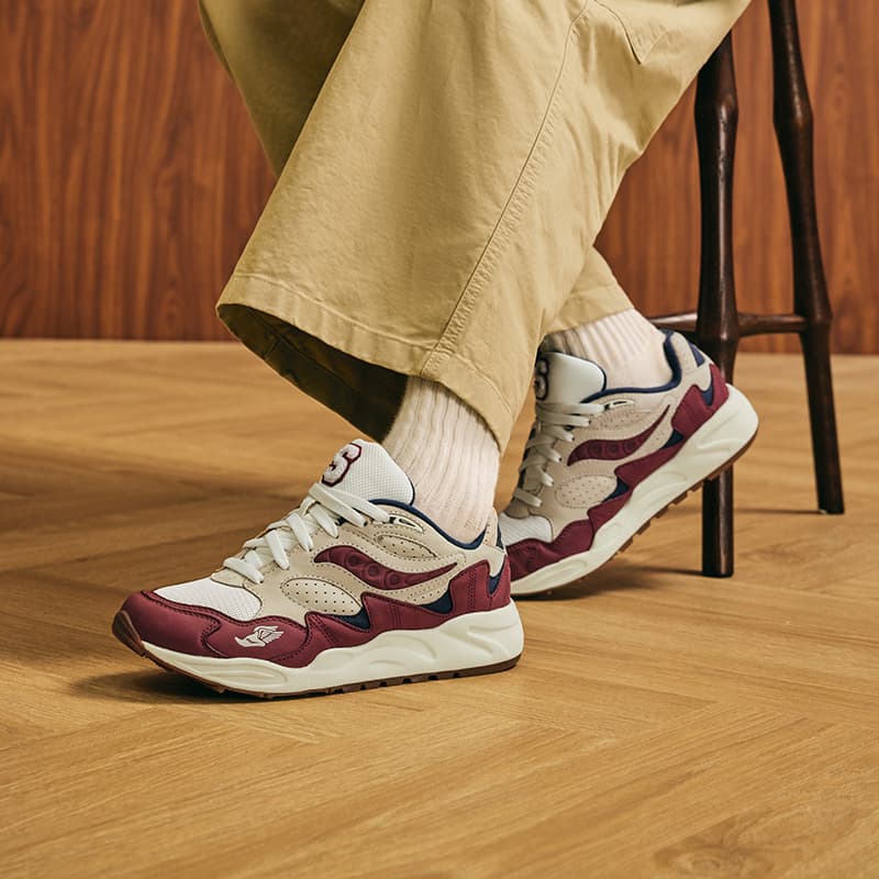 Saucony Casual Shoes Unisex Low-Top Beige Burgundy