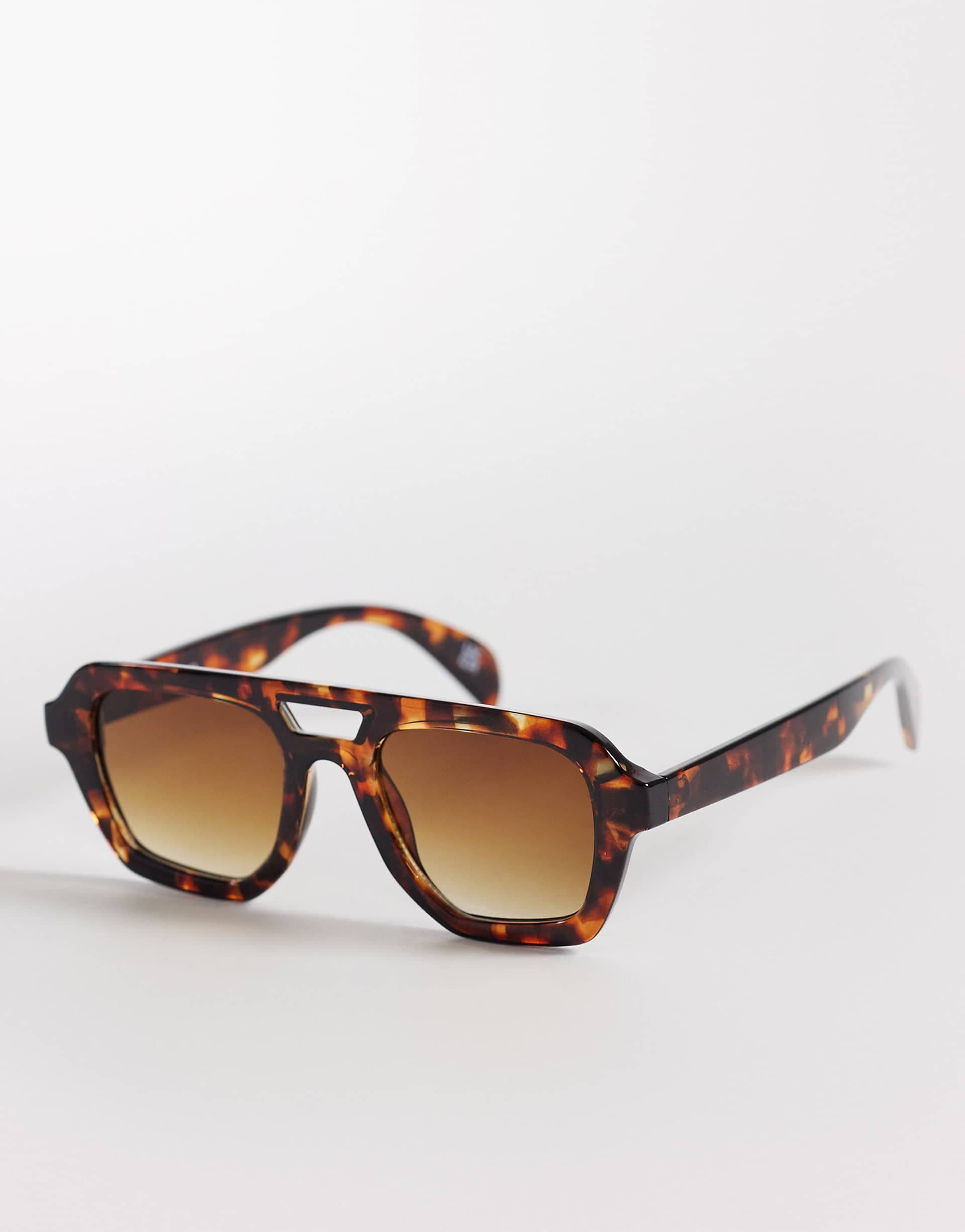 ASOS DESIGN angular aviator sunglasses in tort