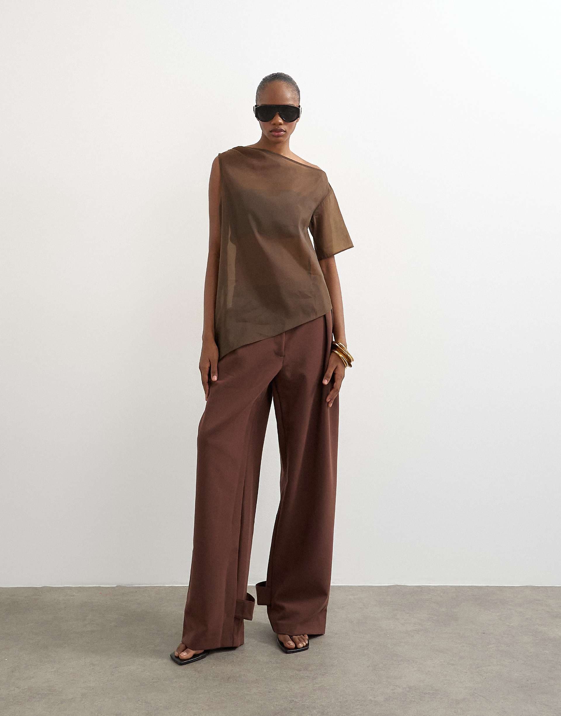 Topshop tailored barrel leg tab detail pants in brown