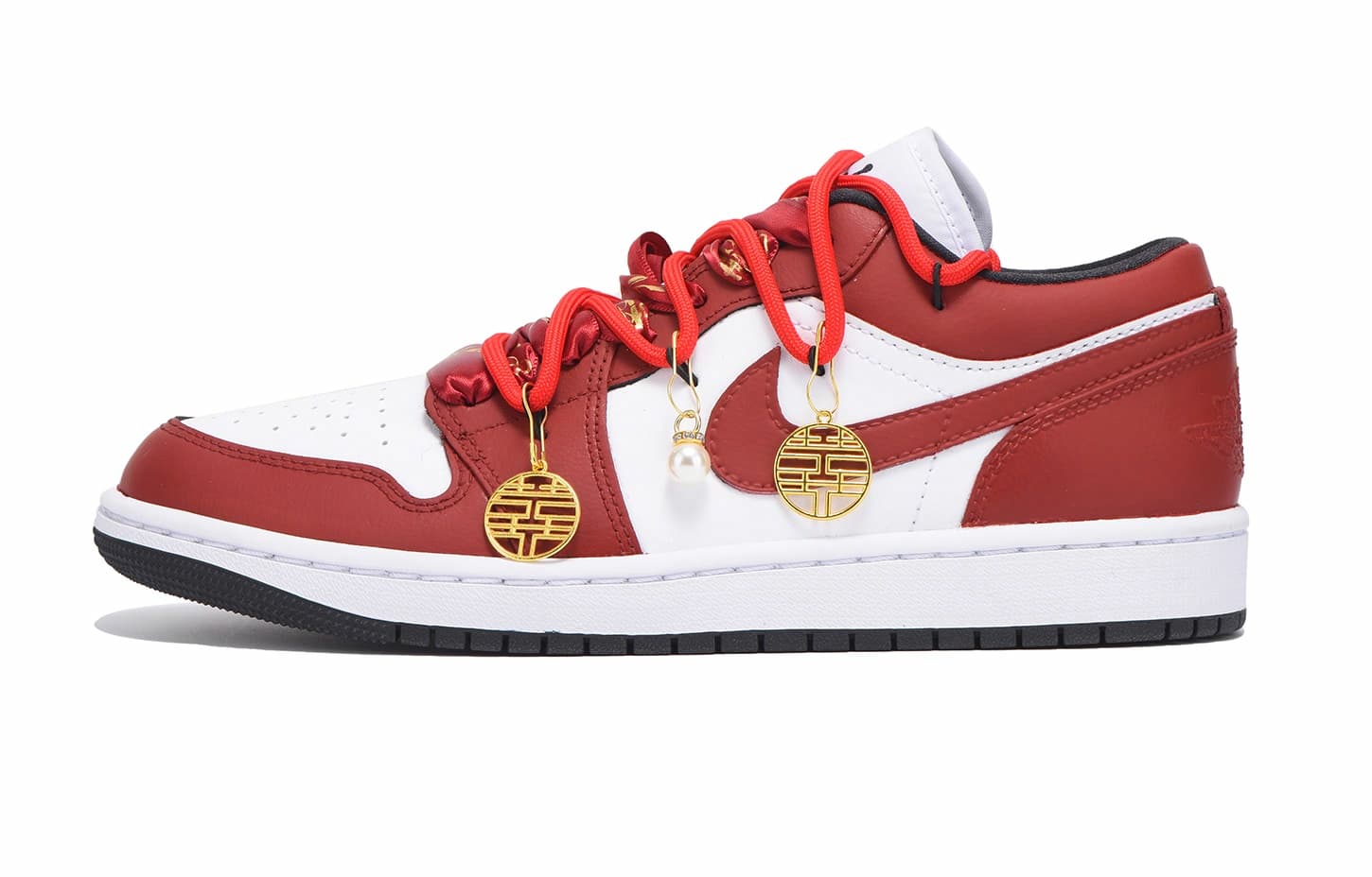 Jordan Air Jordan 1 Anti-Slip And Wear-Resistant Coverage Low-Top Vintage Basketball Shoes Women's True Red