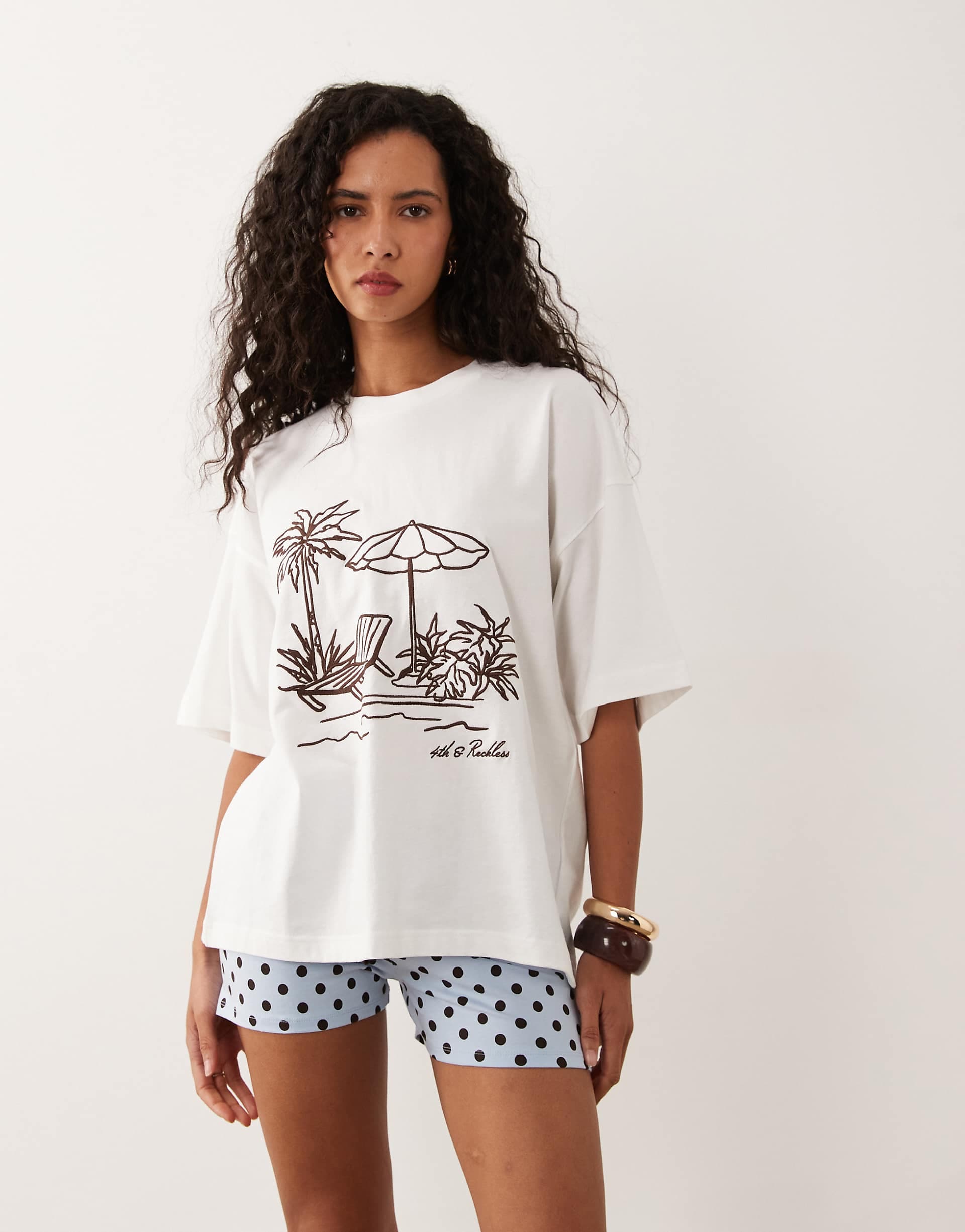4th & Reckless cotton embroidered beach graphic oversized t-shirt in cream