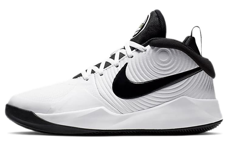 Nike Team Hustle D 9 Basketball Shoes GS