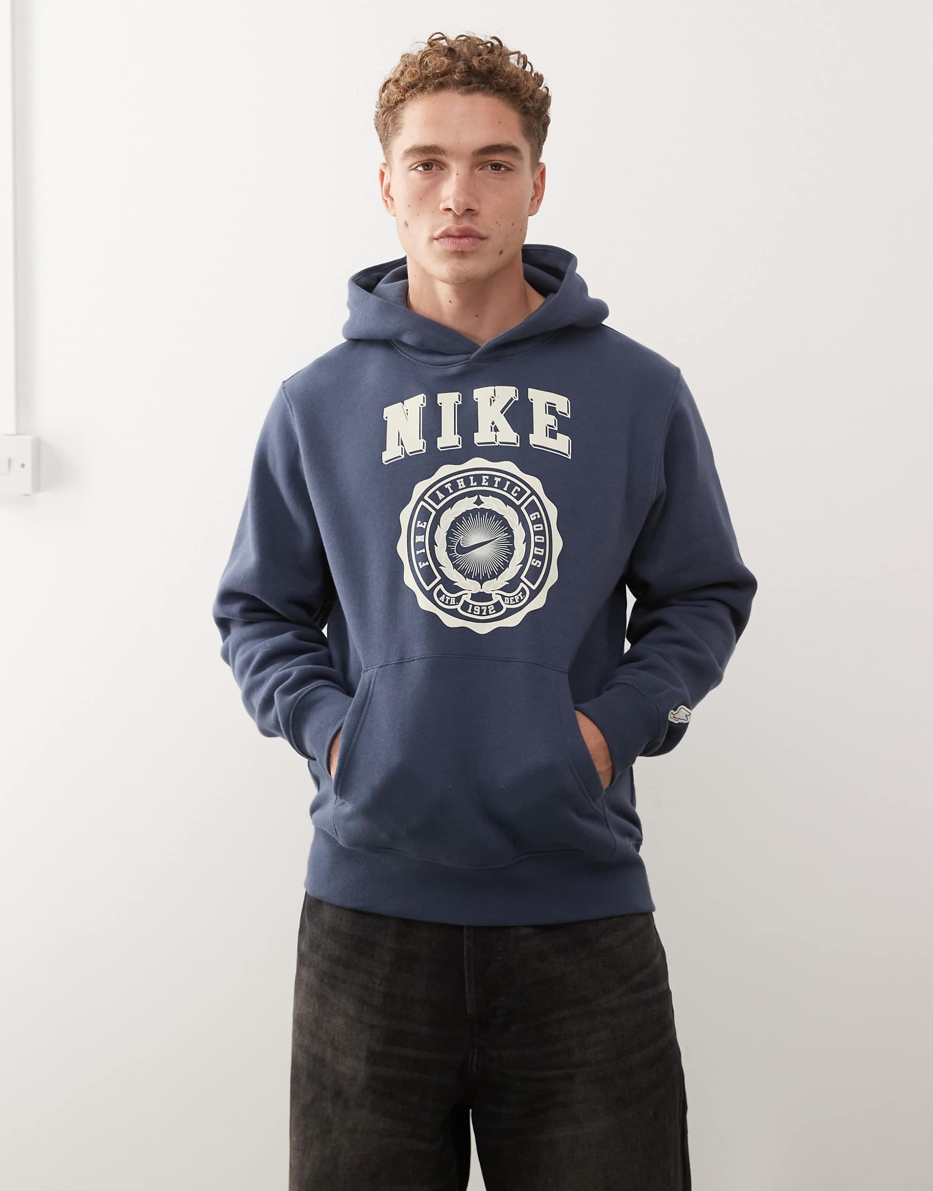 Nike Club graphic hoodie in navy