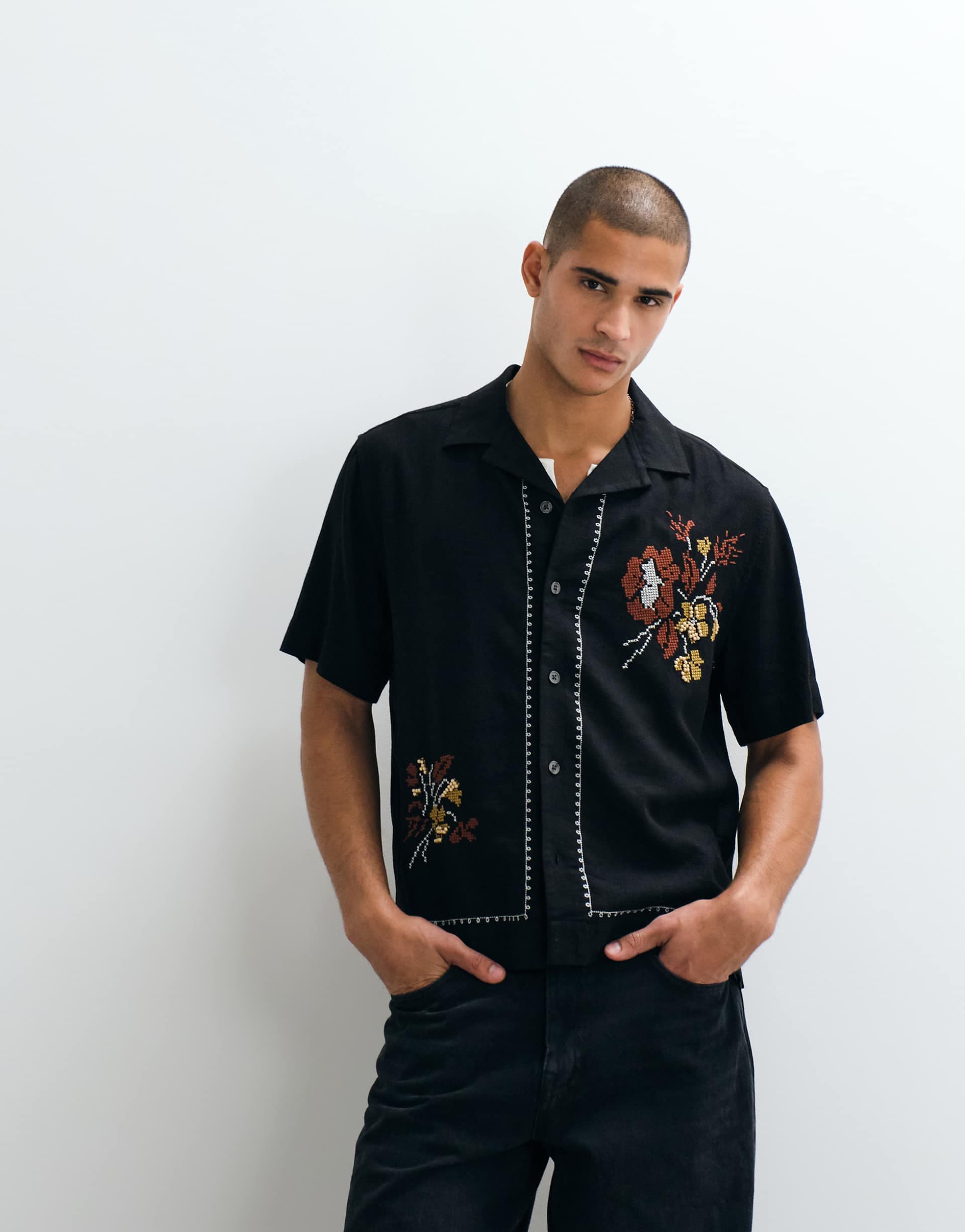 Abercrombie & Fitch linen rich resort embroidered short sleeve shirt in black floral