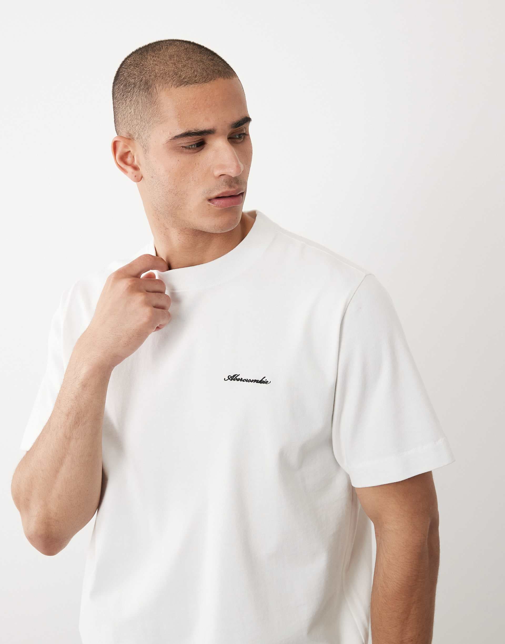 Abercrombie & Fitch boxy short sleeve italic logo T-shirt in white