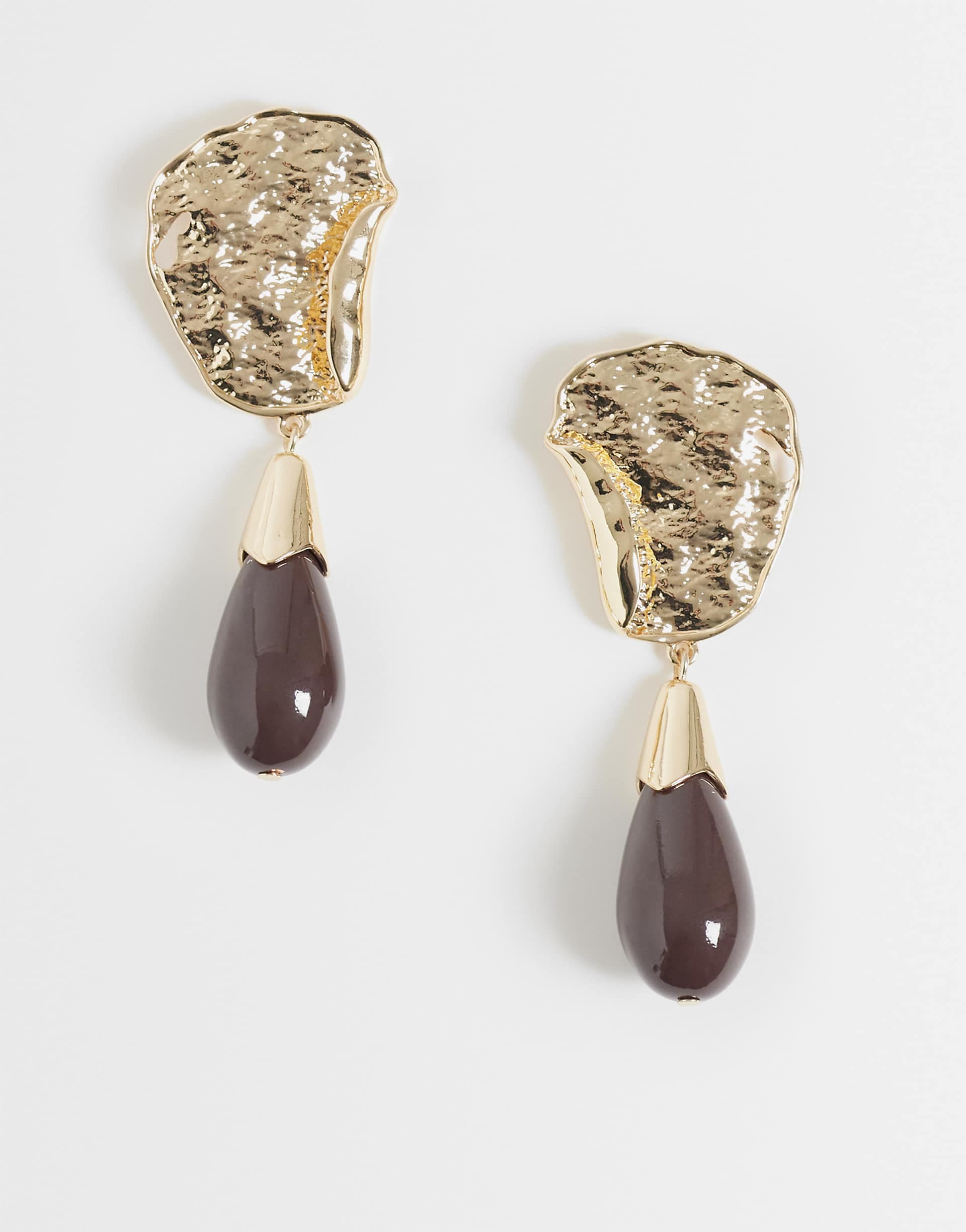 ASOS DESIGN pendant earrings with resin drops and hammered gold tone stud design