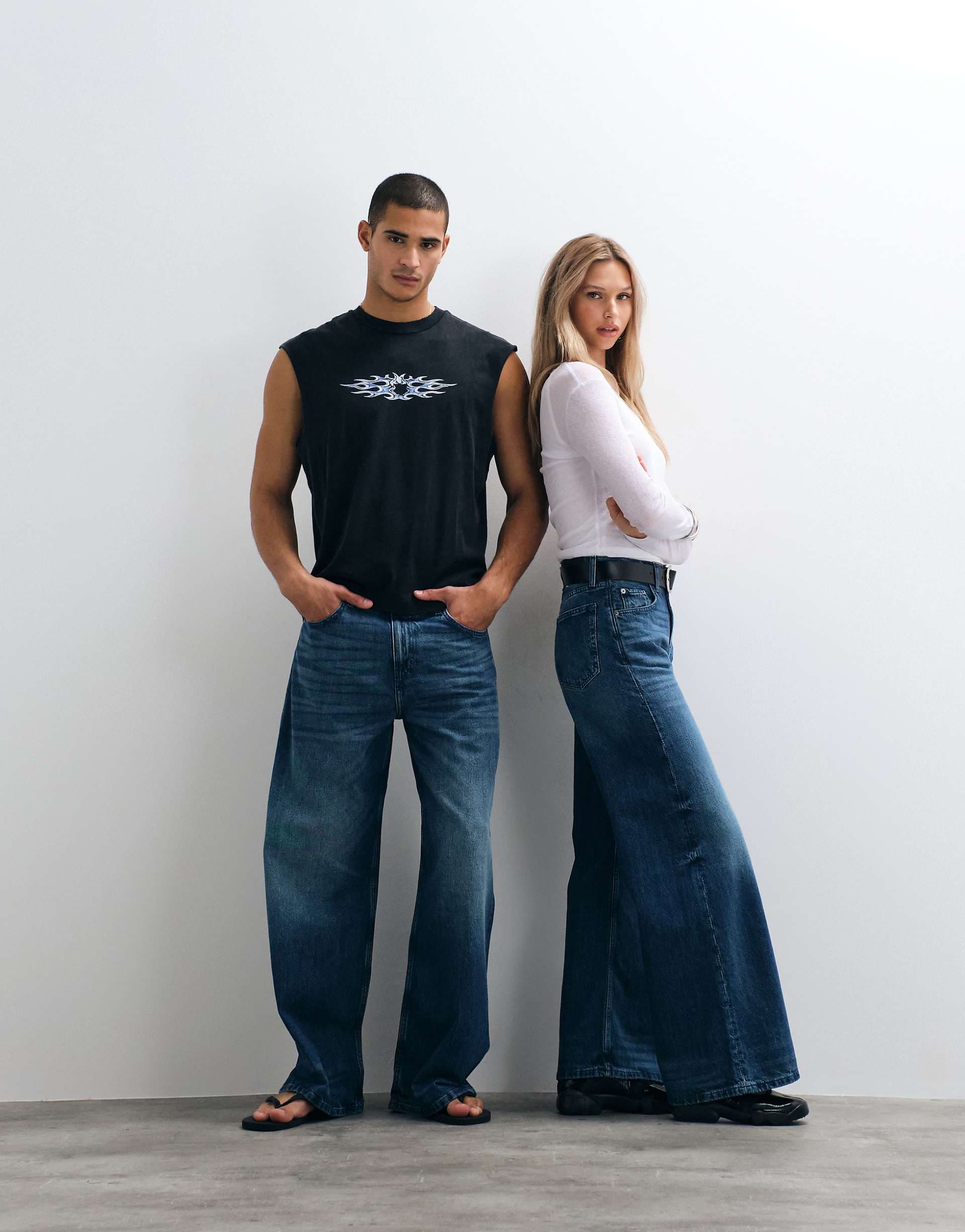 Weekday Unisex wide leg jeans in blue wash