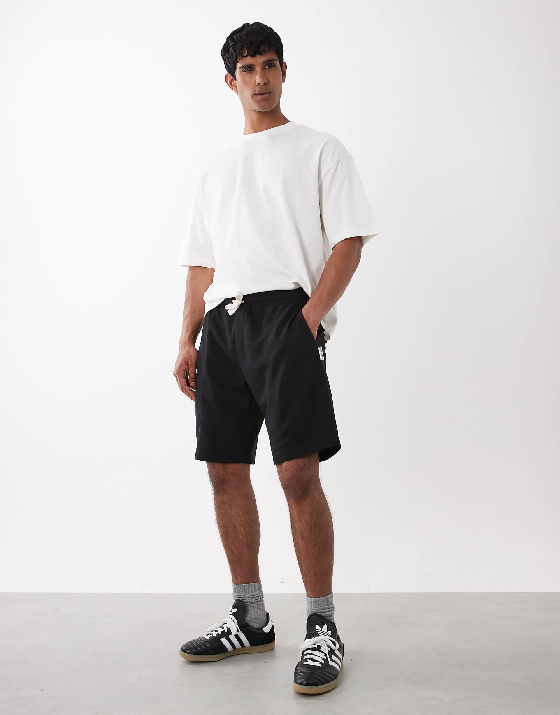 Jack & Jones pintuck jersey shorts in black