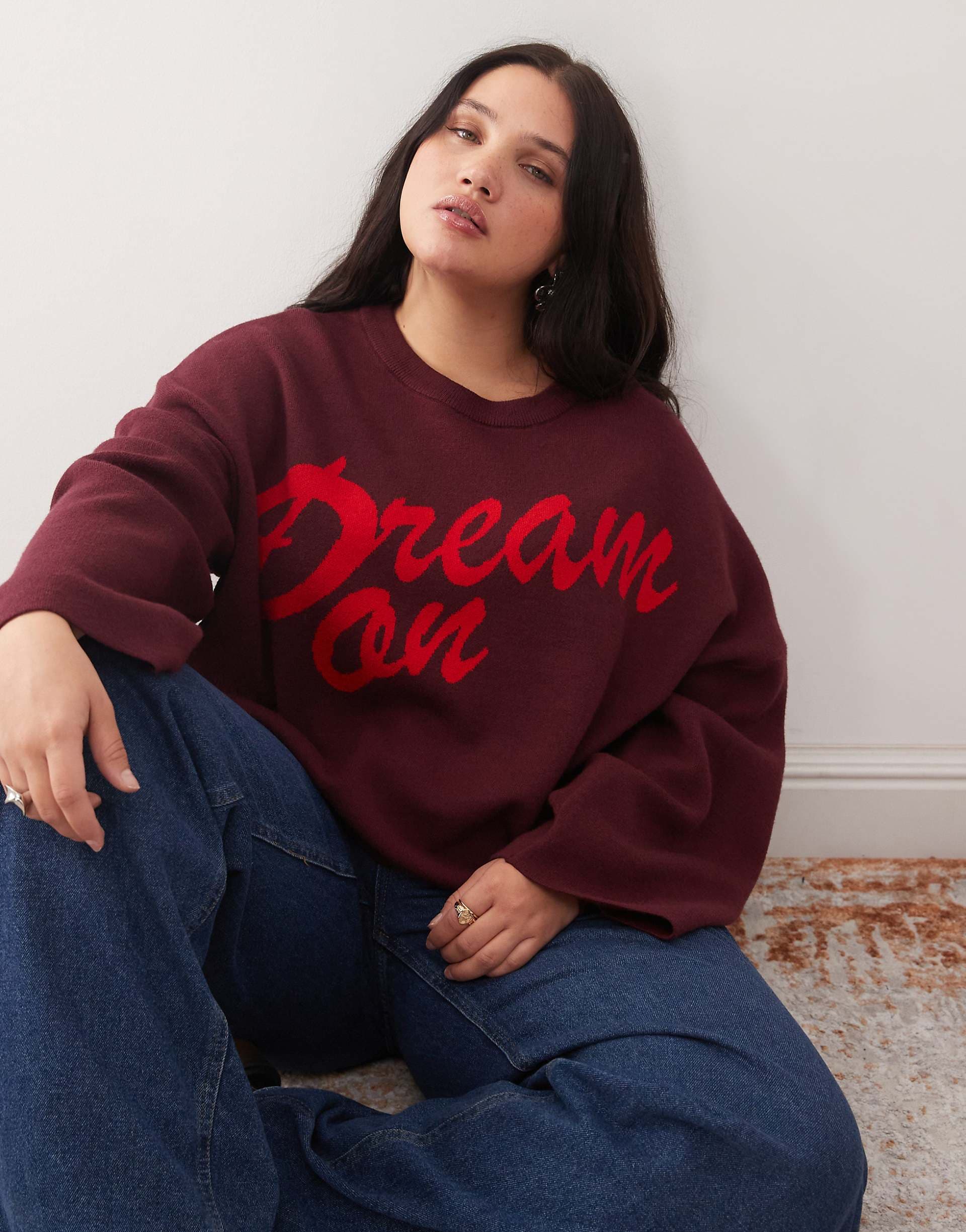 Noisy May Curve crew neck boxy knit sweater in burgundy with red