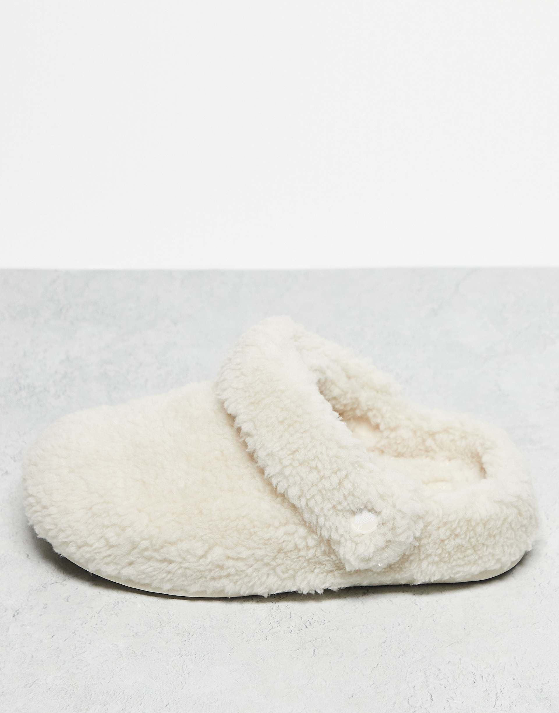 Crocs Unisex Cozzzy fleece slippers in cream