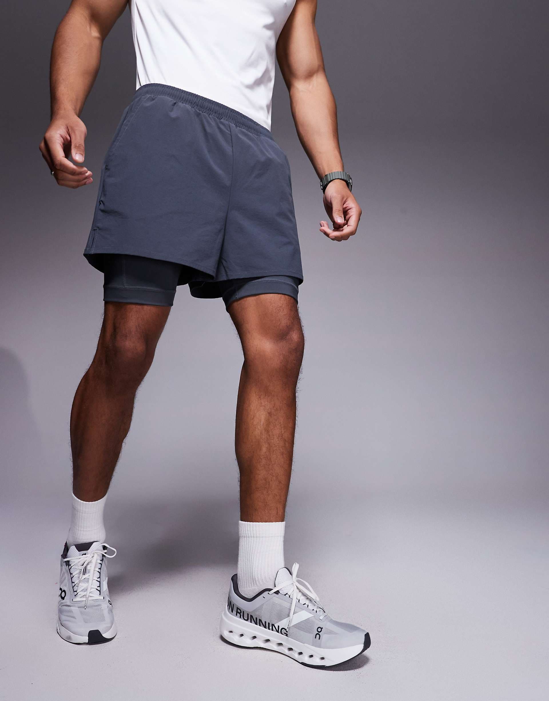 4505 2-in-1 ripstop nylon running shorts with zip pocket in graphite