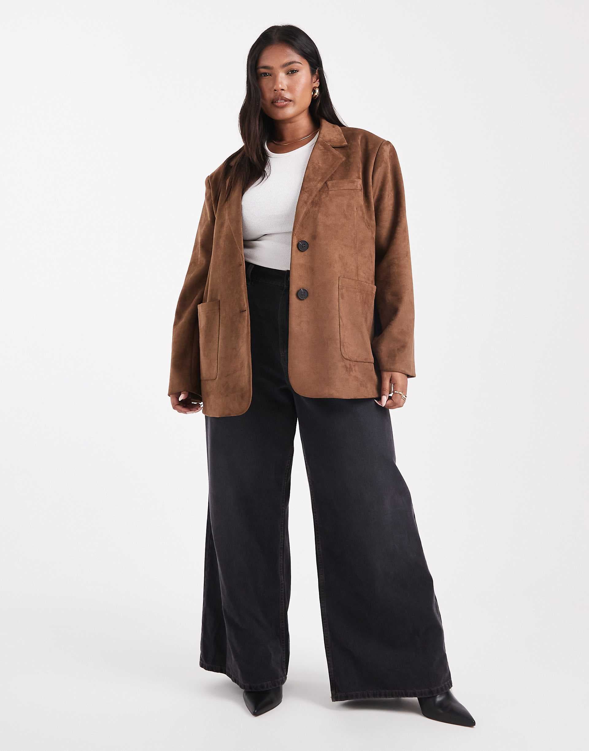 4th & Reckless Plus faux suede pocket front tailored blazer in camel