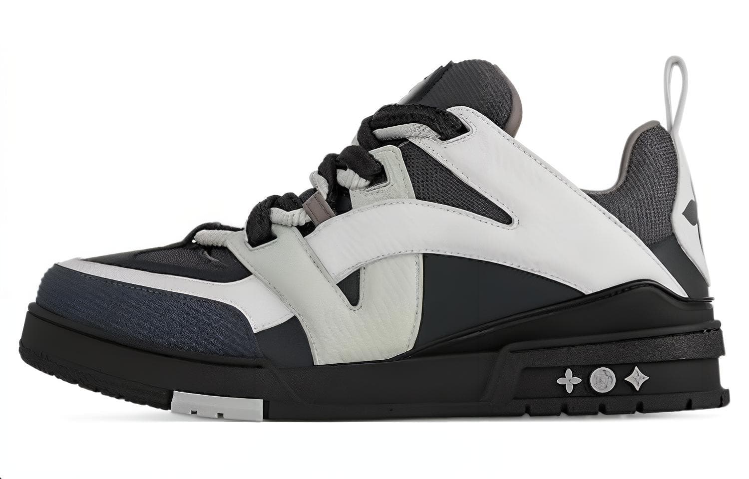 LOUIS VUITTON Skate Low Sneakers Black White