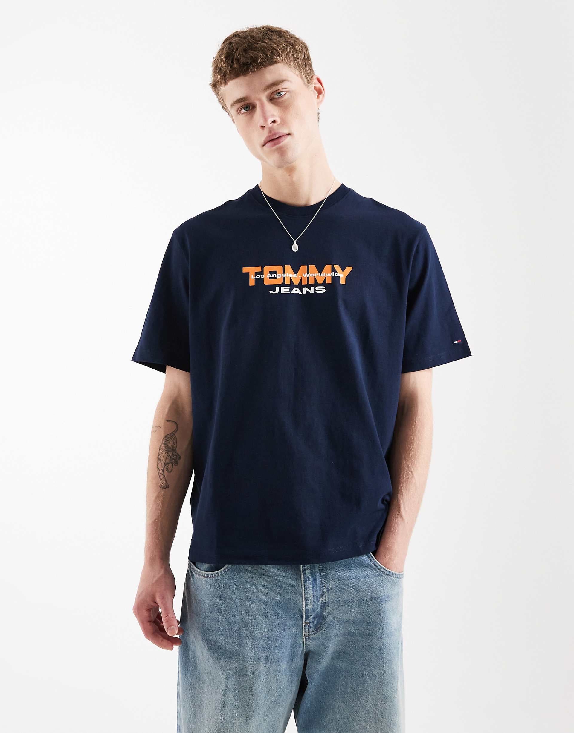 Tommy Jeans 90s block T-shirt in navy